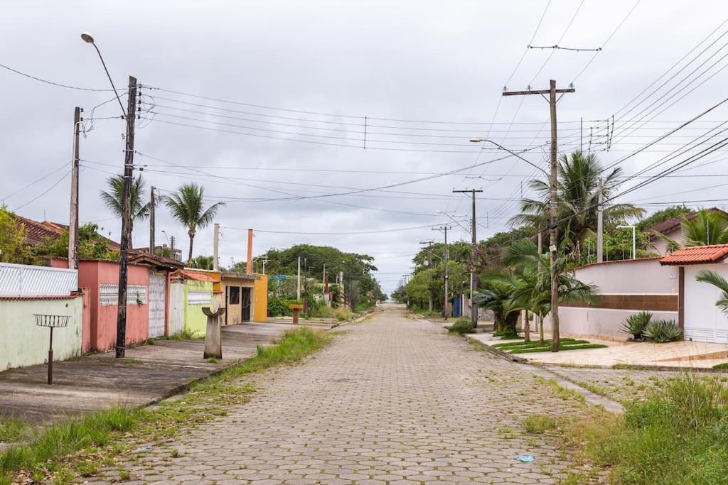 Casa Ate 13 Pessoas De Gaivotas, Itanhaém, Piscina 300mb Wifi Churrasqueira Netflix Сasa de vacaciones Itanhaém